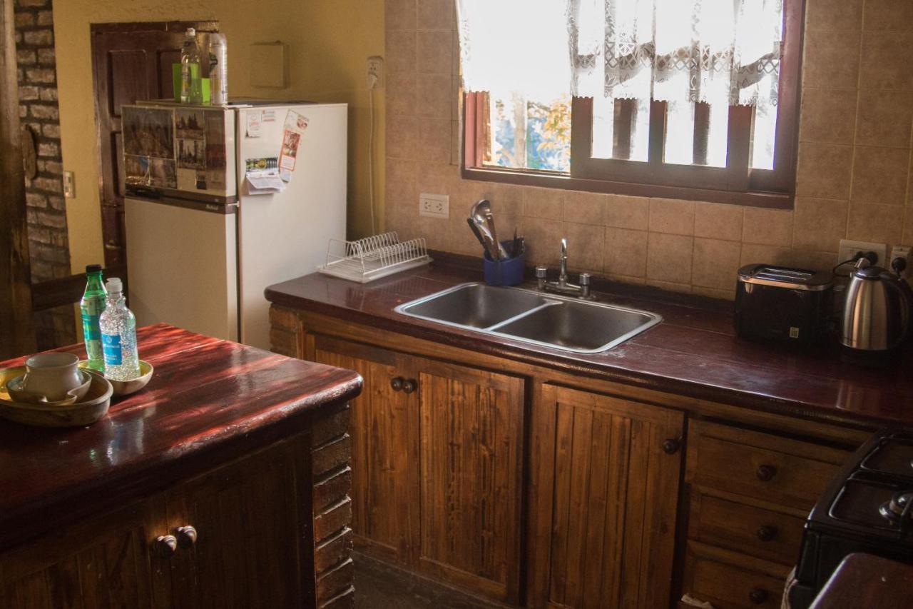 Casa Rural Entre Bodegas Y Vinedos ' El Jarillal" La Consulta ภายนอก รูปภาพ